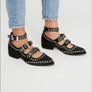 BRAND NEW JEFFREY CAMPBELL Cooper Studded Flats